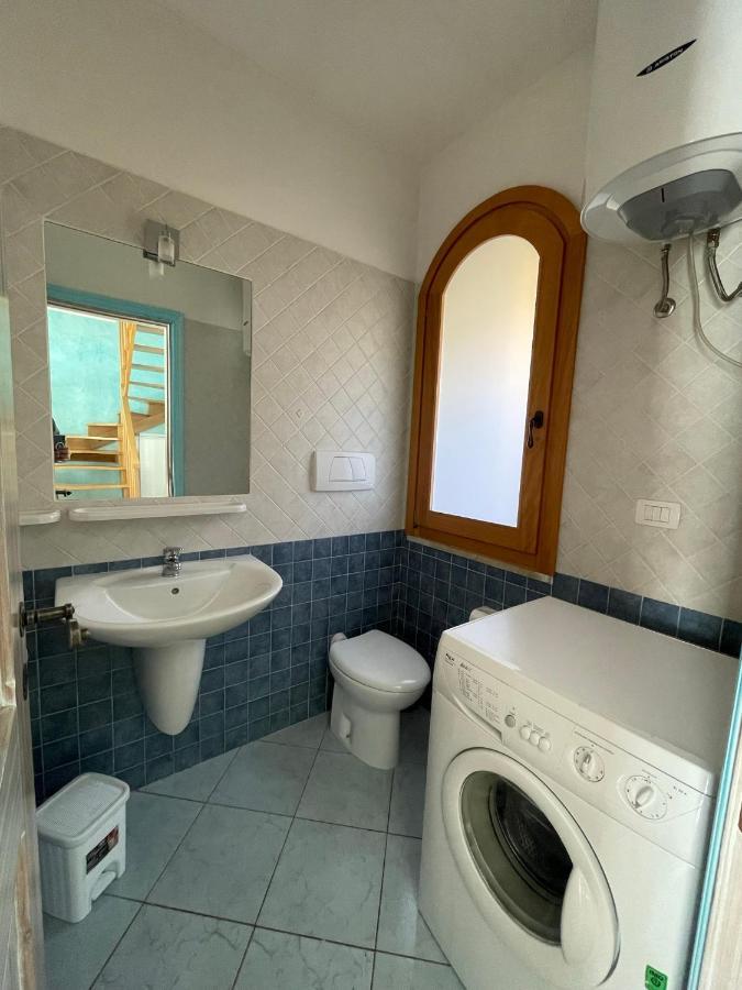 Casa Delle Farfalle Chia Bagian luar foto