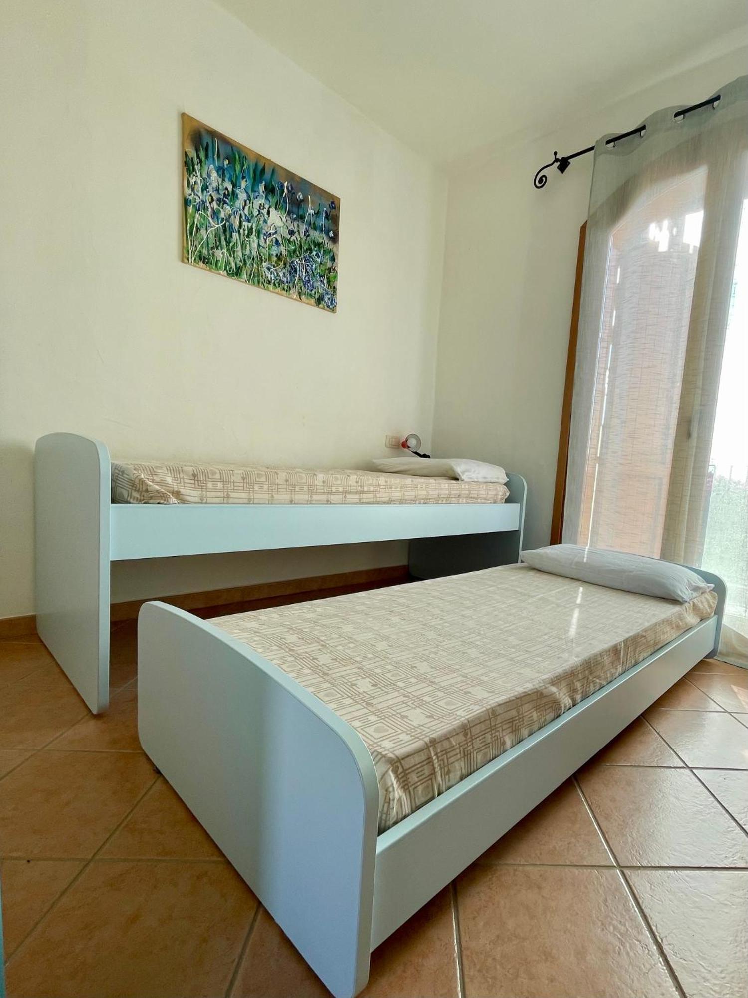 Casa Delle Farfalle Chia Bagian luar foto